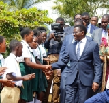 Katikkiro Charles Peter Mayiga atongozza Olukiiko lw'Abavubuka ba Buganda olutaasa obutondebwensi